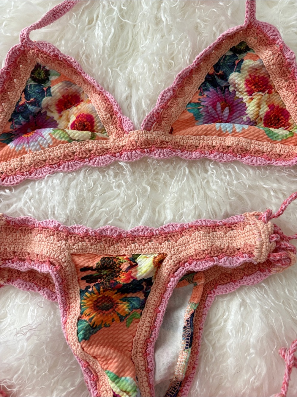 Andi Bagus sold out bikini